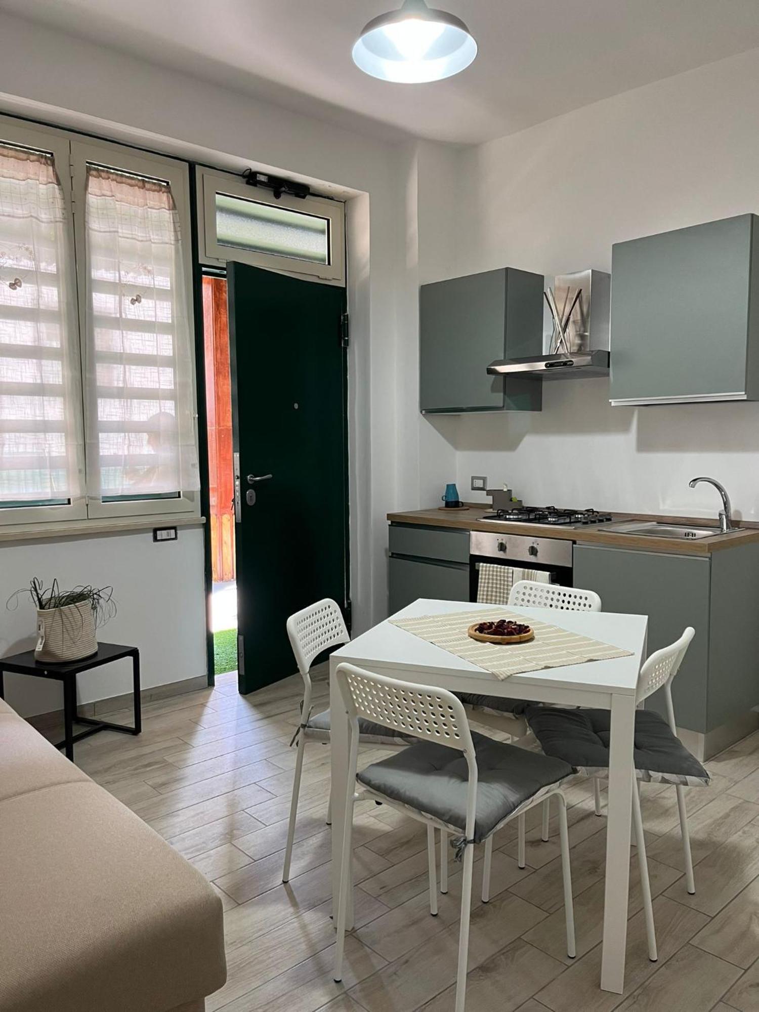 Milly's Garden Apartment Naples